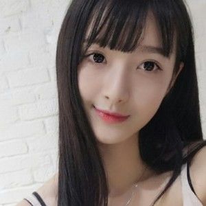 Meet your Posher, Hazel